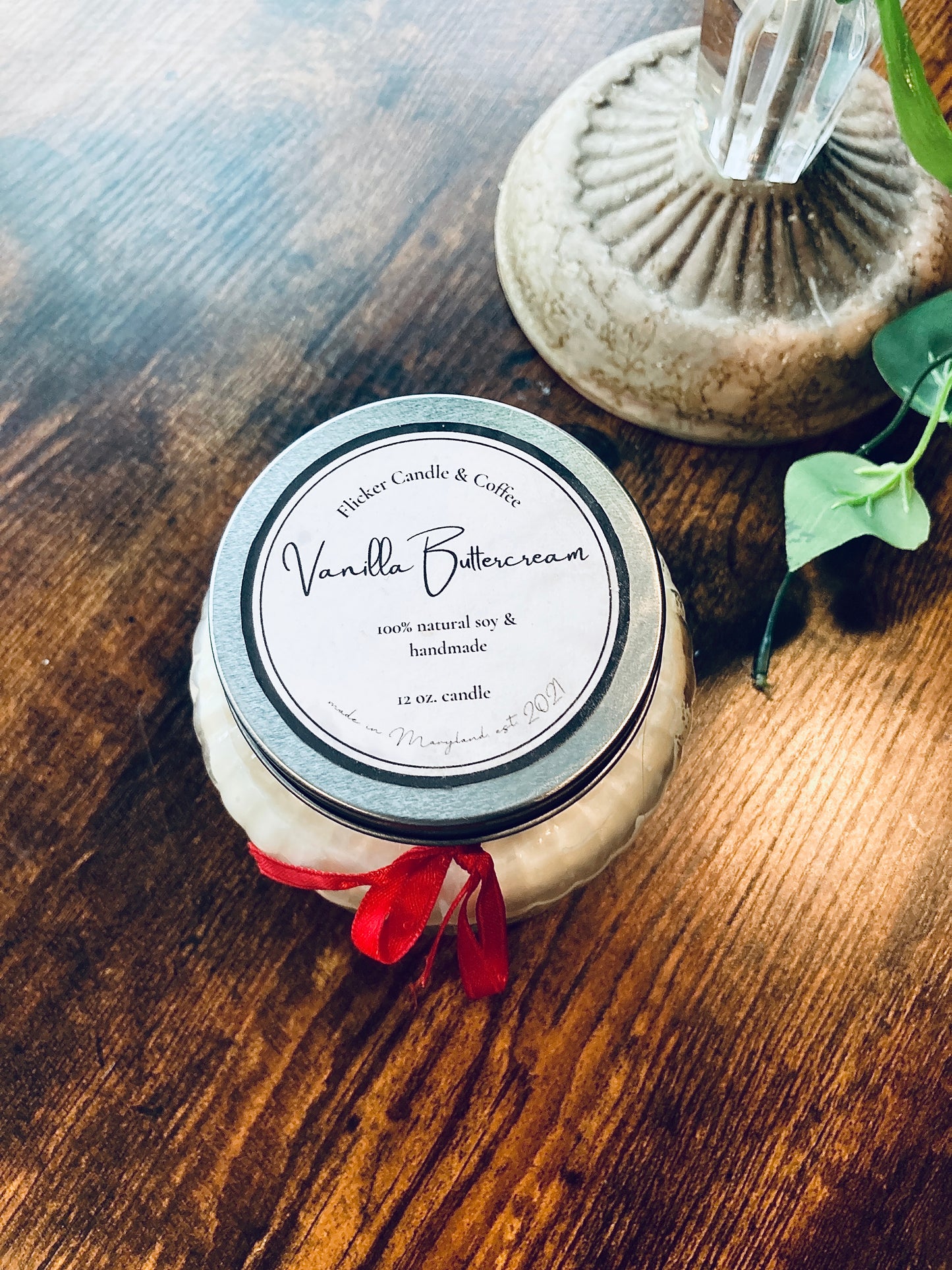 16 oz. Fresh Cut Roses Ribbed Jar Candle